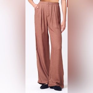 Saltwater Luxe brand new trousers